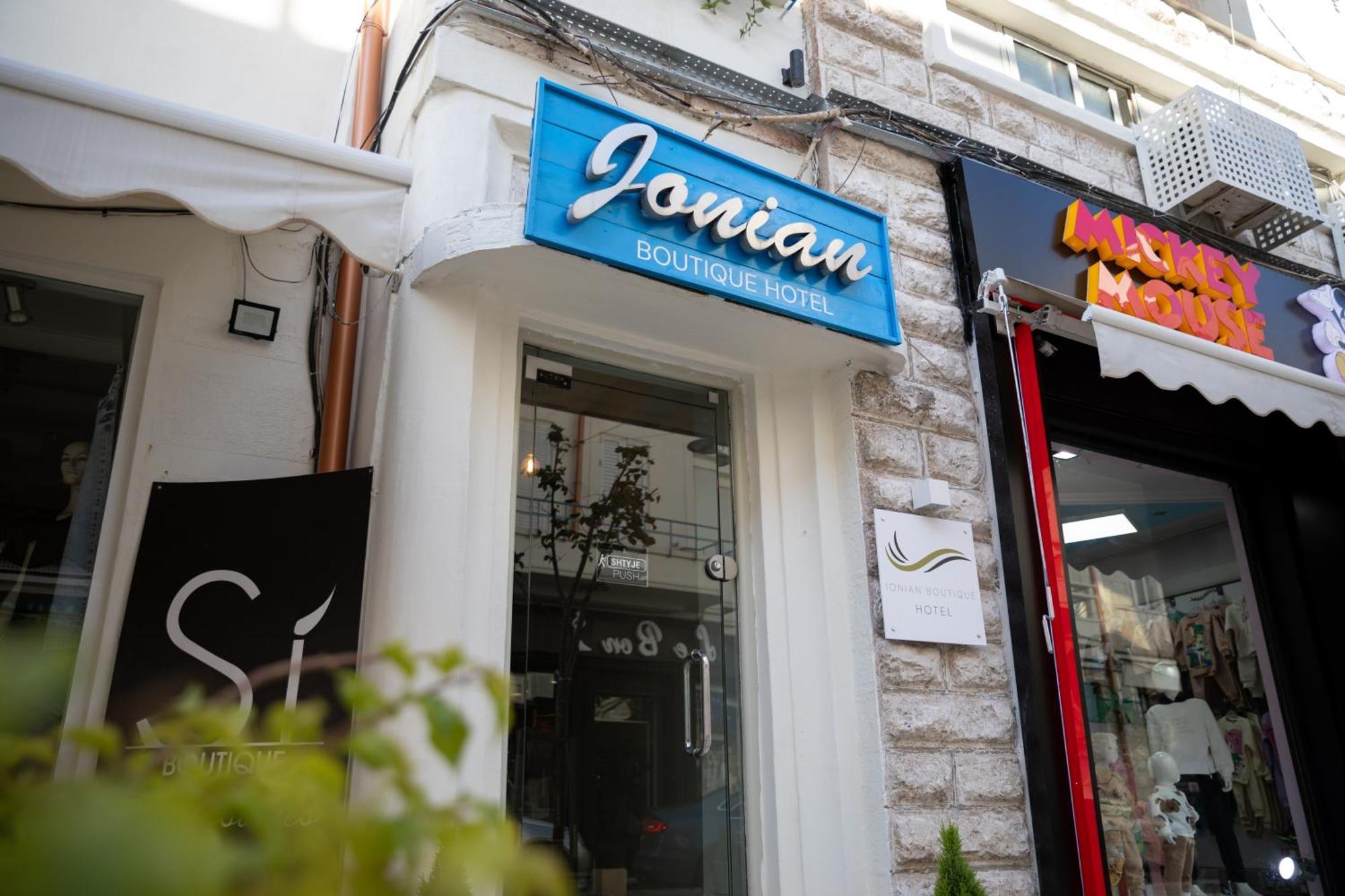 Jonian Boutique Hotel Саранде Екстериор снимка