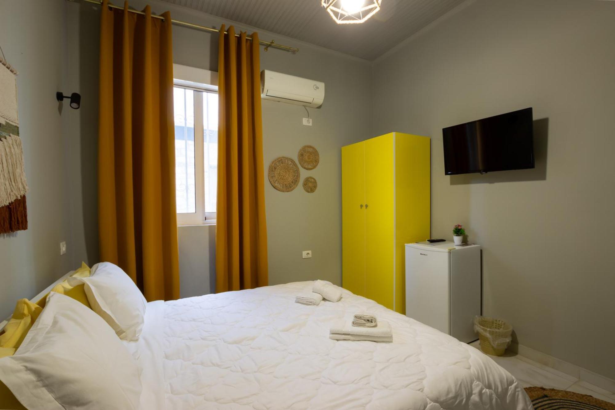 Jonian Boutique Hotel Саранде Стая снимка