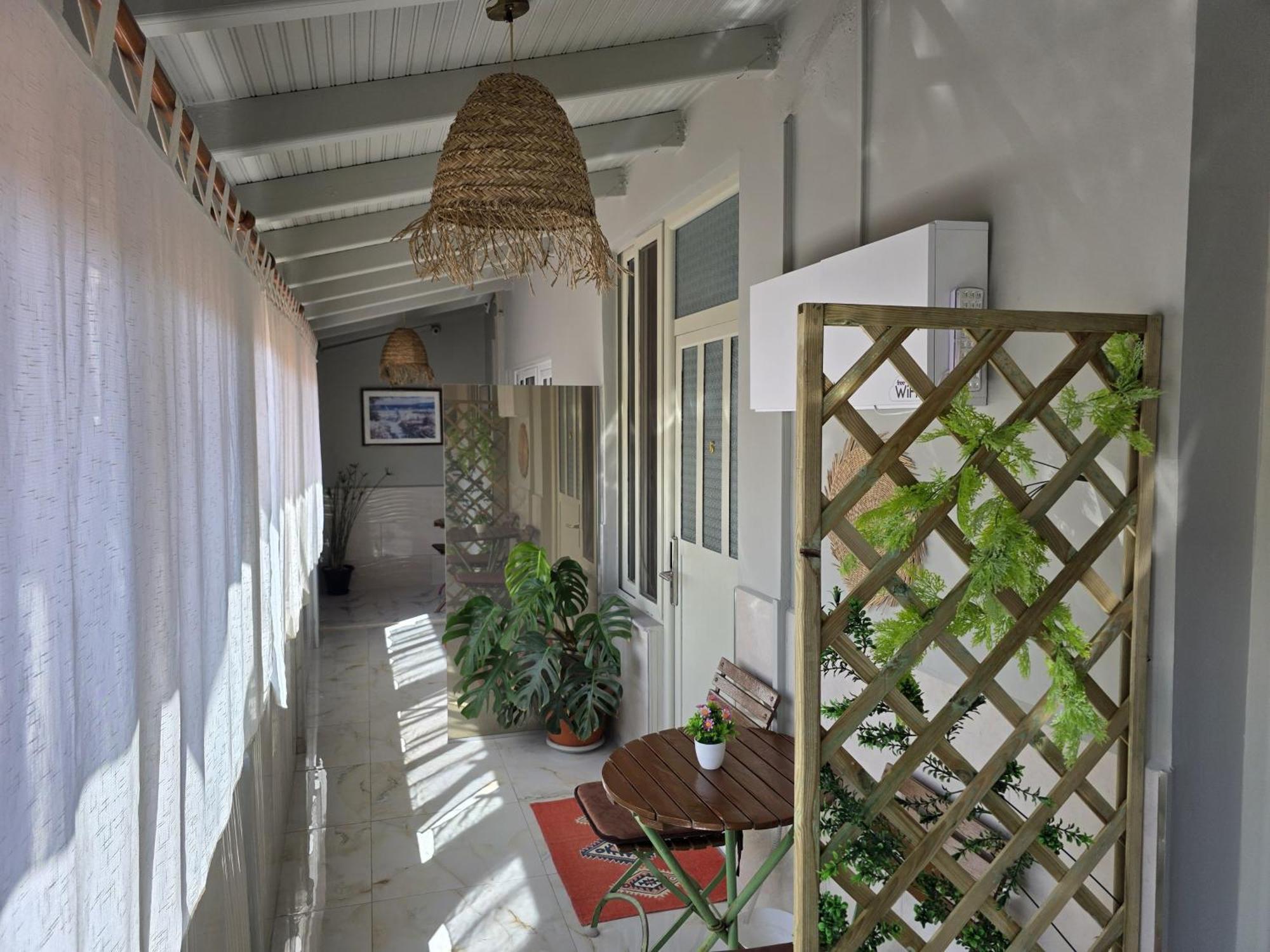 Jonian Boutique Hotel Саранде Екстериор снимка